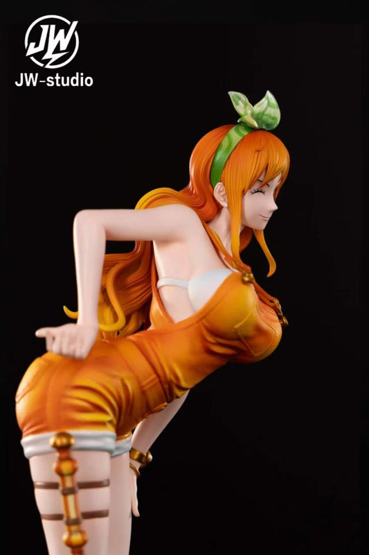 Straw Hat Crew No.1 Nami - Image 1