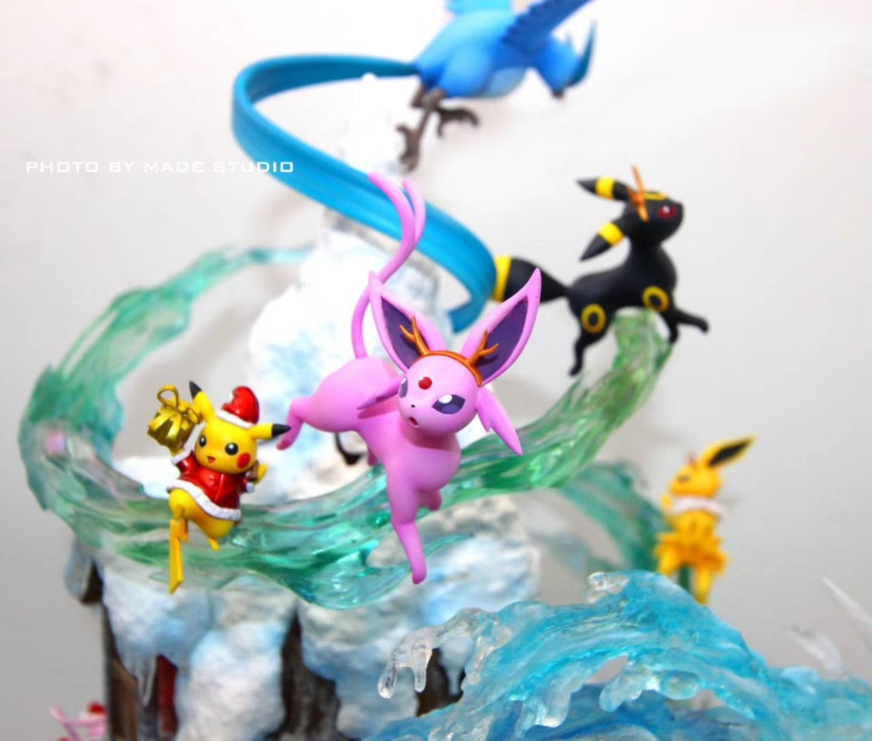 Made Studio - Merry Christmas Eevees Family | 圣诞节伊布家族