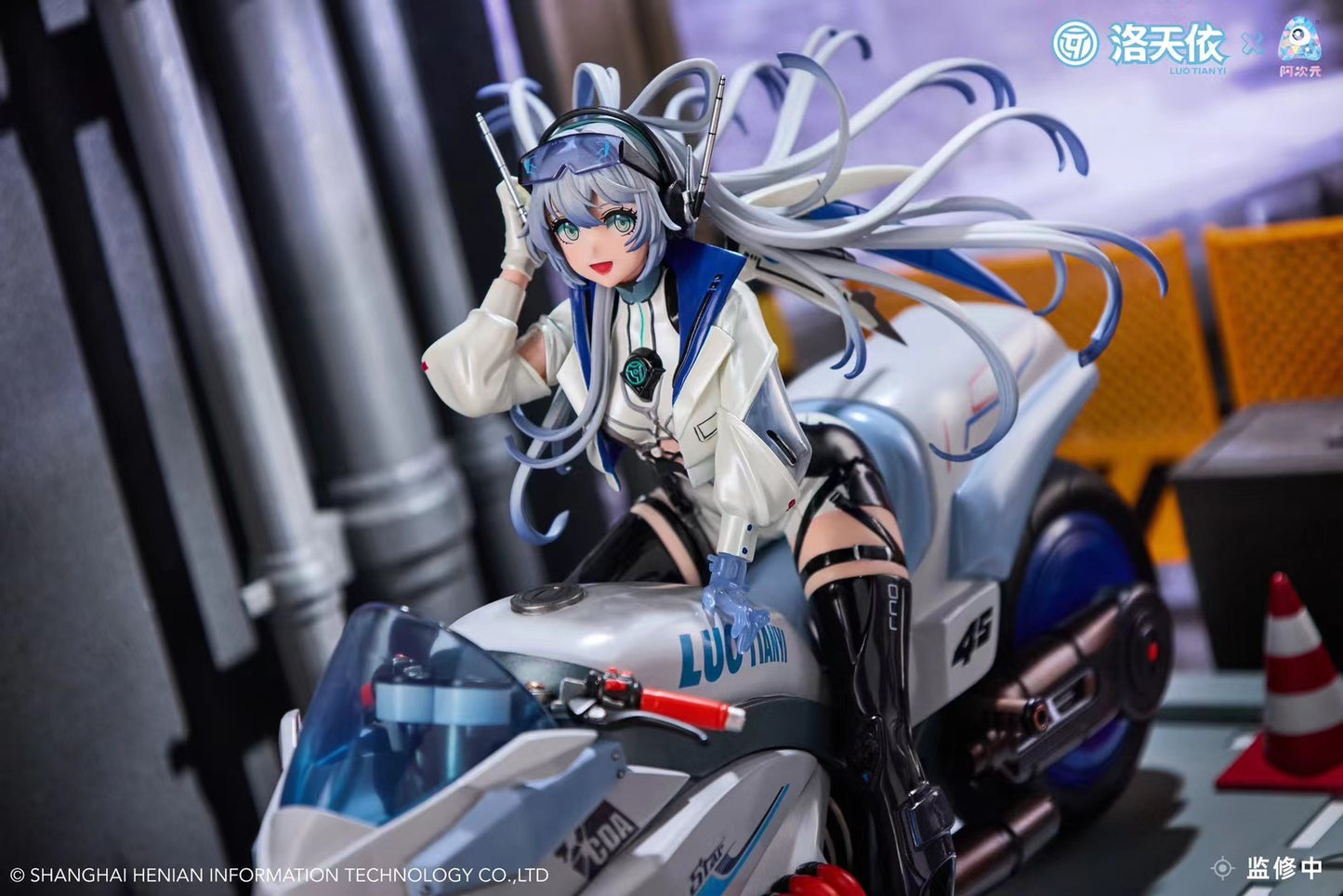 阿次元 (A'dimension) - Luo Tianyi Retro Future Storm Rider Ver Figure | 洛天依 复古未来 风暴车手Ver 手办 - Image 4