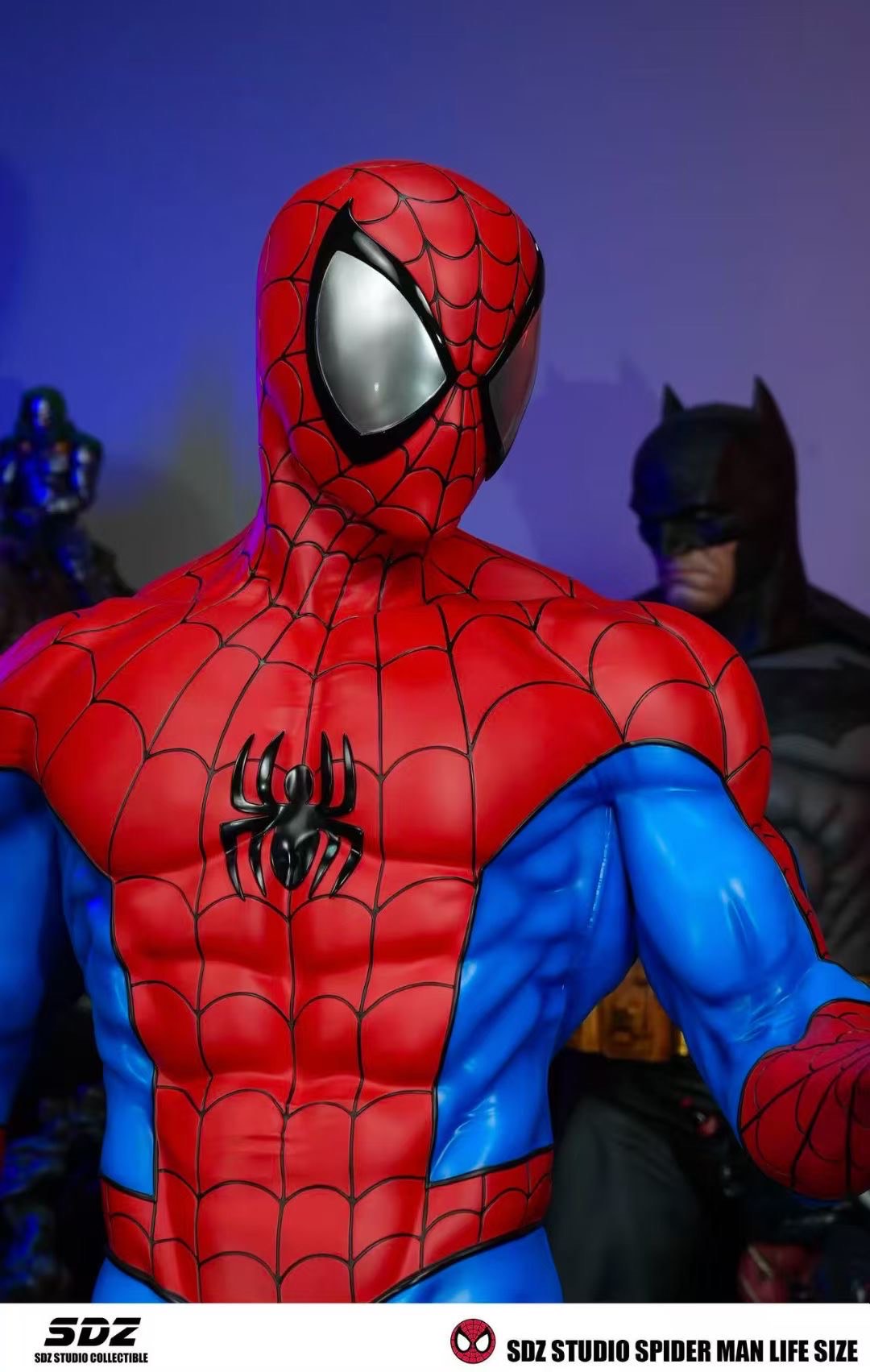 Comics Classic Spider-Man 1:1 Life Size - Image 1