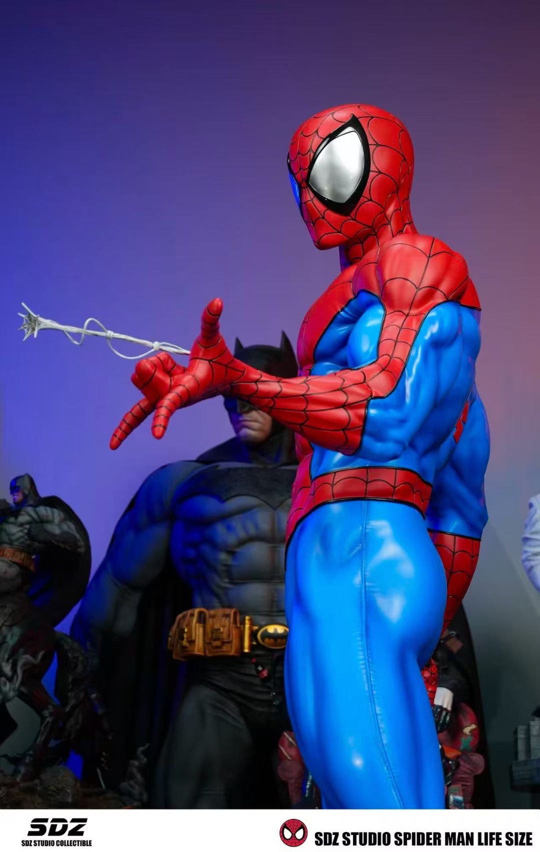 Comics Classic Spider-Man 1:1 Life Size - Image 5