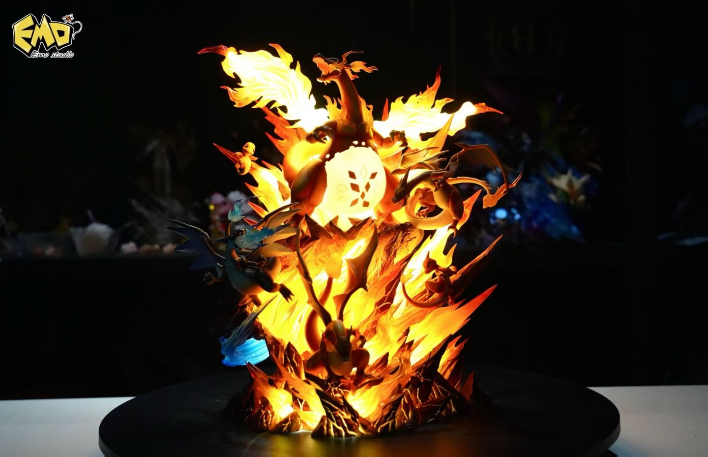 Emo Studio - Pokémon Charizard | 宝可梦 喷火龙 - Image 3