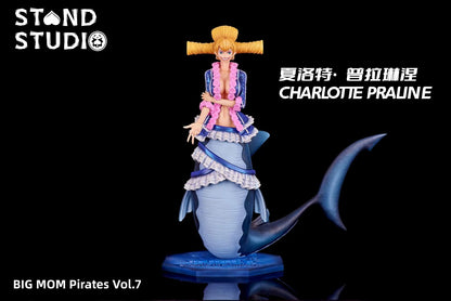 Stand Studio - Charlotte Praline | 夏洛特·普拉琳涅