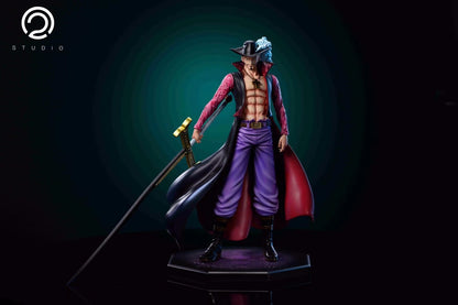 C2 Studio - Standing Pose Dracule Mihawk | 站姿 鹰眼米霍克