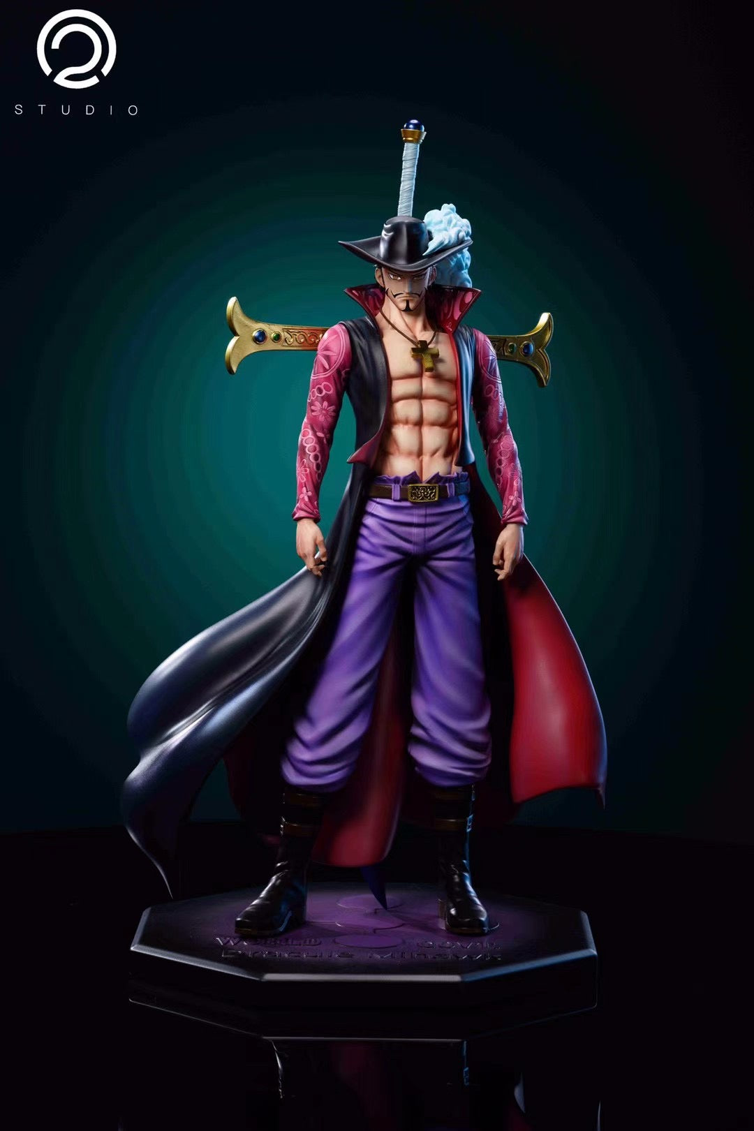 C2 Studio - Standing Pose Dracule Mihawk | 站姿 鹰眼米霍克