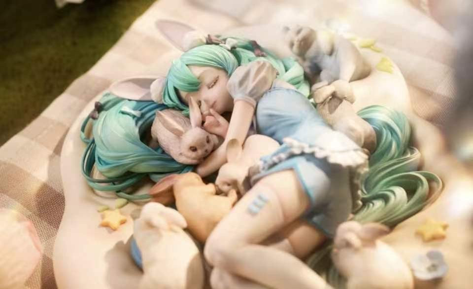 Liang Can Studio - WF2025 Sleeping Rabbit Hatsune Miku | WF2025 眠兔 初音未来 - Image 4