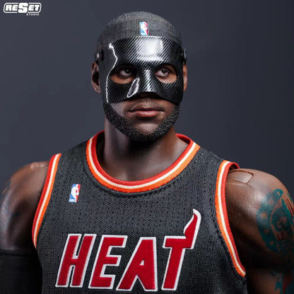 ResetStudio - ResetStudio Collection Series Movable Eye Miami Heat Black Mask LeBron James 1/6 Collectible Action Figure | ResetStudio 典藏系列 可动眼 热火队黑面具詹姆斯 1/6收藏级可动人偶 - Image 5