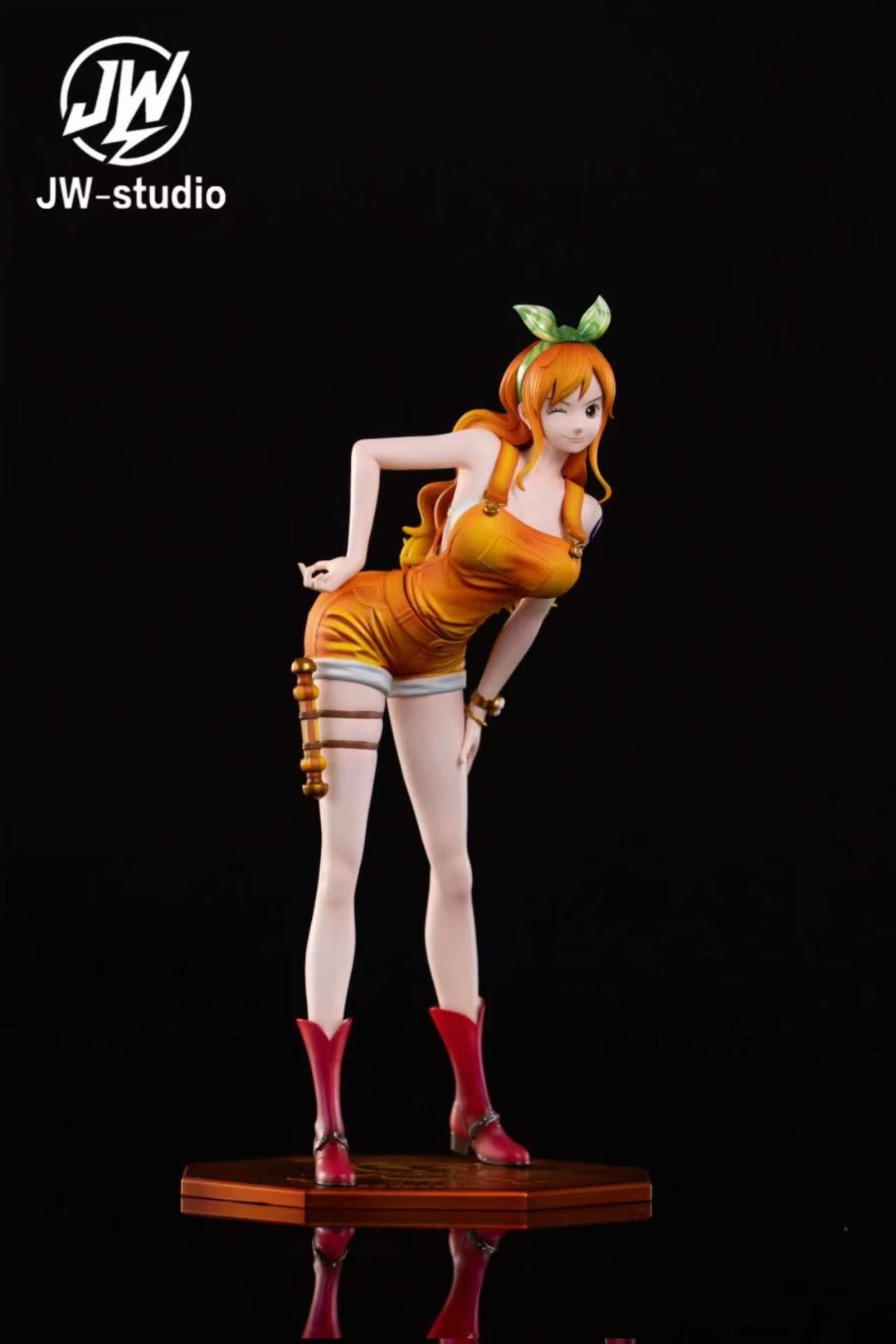 Straw Hat Crew No.1 Nami - Image 2