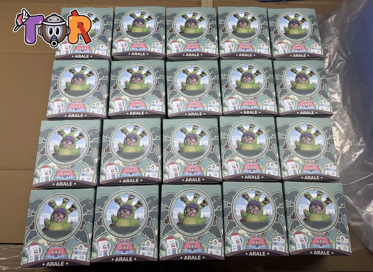 TOR Studios - WCF Arale Series 006 King Ghidorah Arale | WCF 阿拉蕾系列006 基多拉阿拉蕾 - Image 2