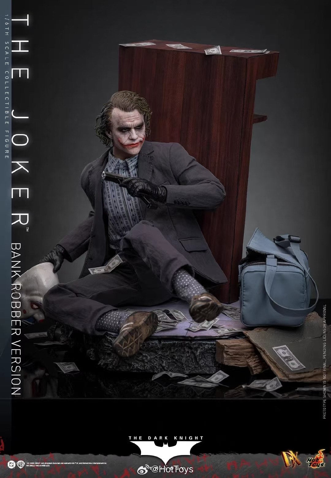 The Dark Knight Trilogy Joker (Bank Robber Version) 1:6 Scale Collectible Figure - Image 8