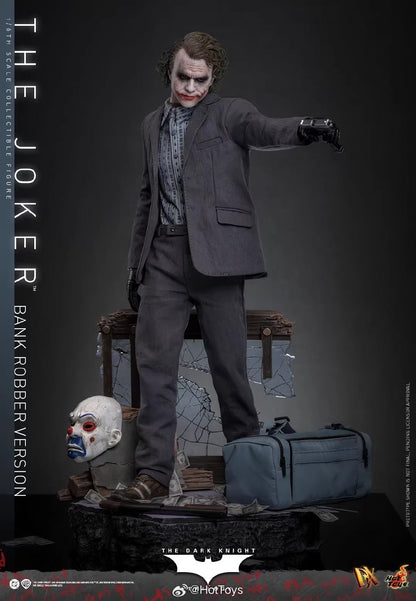 The Dark Knight Trilogy Joker (Bank Robber Version) 1:6 Scale Collectible Figure - Image 4