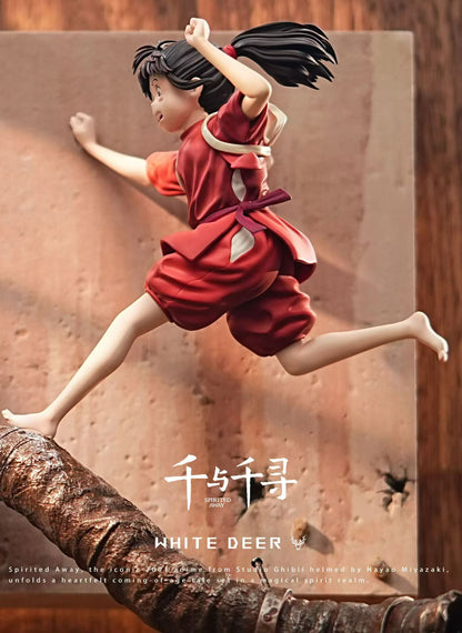 White Deer Studio - Spirited Away Chihiro Running in Pipe | 千与千寻 千寻跑管道 - Image 1